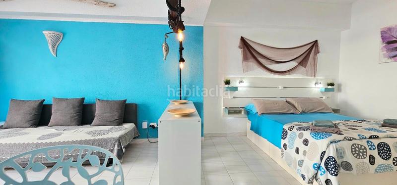 Foto 70a3c4ce-f3e7-4264-910d-174de6c63a14. Estudi amb piscina a Los Cristianos Arona