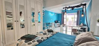 Studio  Calle sierra nevada. Se vende estudio en planta baja port royale, los cristianos