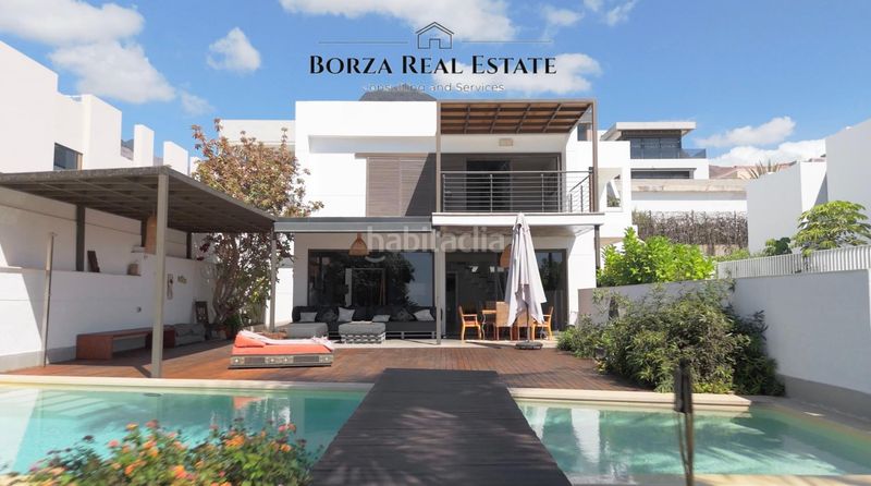 Foto baf31569-3071-411c-955a-09fbff333180. Xalet amb aparcament piscina a Playa Fañabé Alto Adeje