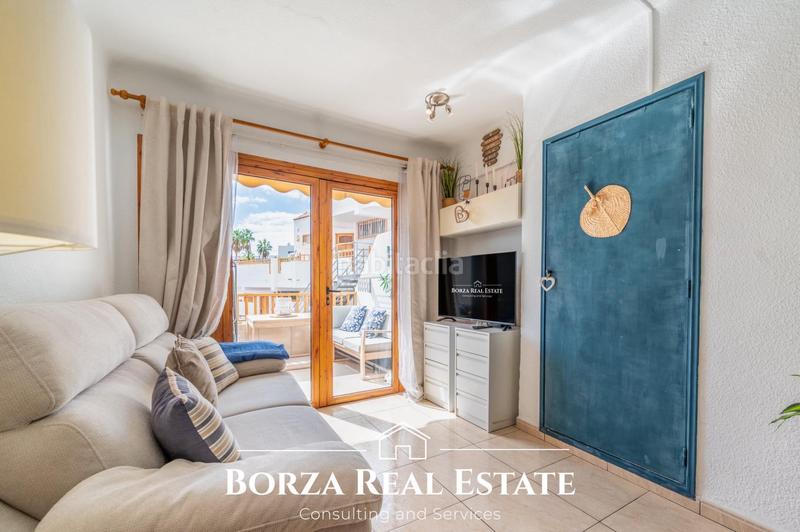 Foto b9b2cce0-22c4-48ad-ac71-4cdb49a93377. Studio dans avenida de espana 3 dans San Eugenio Bajo Adeje