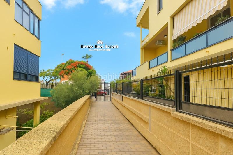 Foto 97df09c4-8660-45d2-aa0f-977eecca2ac6. Duplex con parcheggio in Casco Urbano Adeje