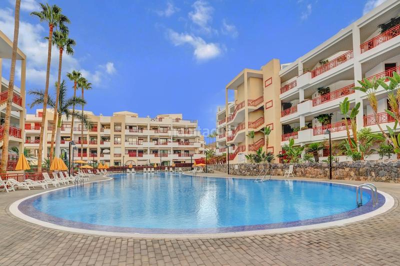 Foto 87fff902-f5f8-4c68-a068-56b16ce09e79. Apartament amb aparcament piscina a Palm - Mar Arona