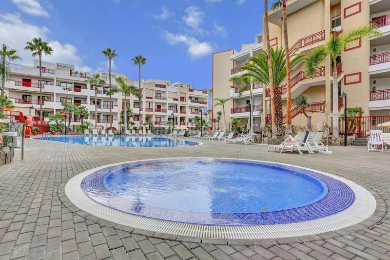 Foto cbdde66b-10d4-403d-9284-83845b2b6c6f. Appartement mit parking pool in Palm - Mar Arona