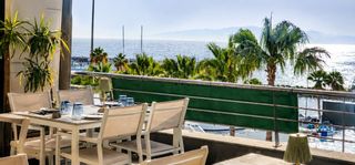 Traspàs Local Comercial a Avenida de españa 5. Se traspasa restaurante pizzería con magnífica vista al mar en s