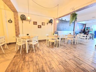 Lloguer Local Comercial a Plaza cruz del llano 9. Traspaso bar restaurante en el centro de adeje