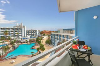 Estudi a Avenida jose galvan bello 56. Se vende estudio en golf del sur, tenerife sur