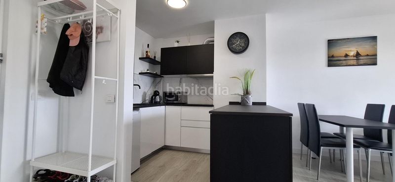 Foto bb0259d0-fb0c-4aa9-b106-889ca60f3ea3. Apartament a Playa de las Américas Arona