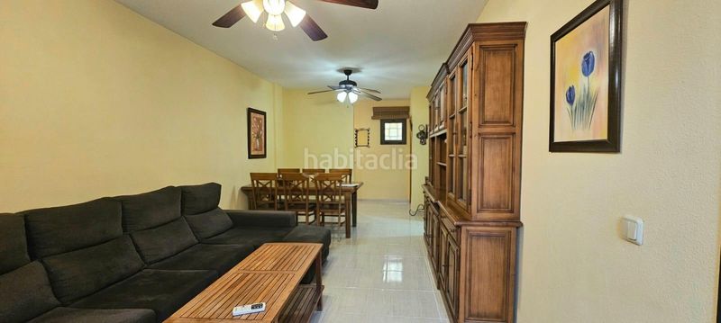 Foto 0d71fa59-7c3c-40d7-9901-7d9f7f55790d. Àtic a calle envolvente 54 a Cho - Parque de la Reina Arona