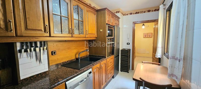 Foto 1c965e30-ddd2-4d28-a8a5-f4480369581e. Àtic a calle envolvente 54 a Cho - Parque de la Reina Arona