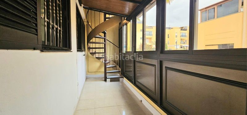 Foto 2aef3f52-965b-4136-b33d-54a1221ed551. Àtic a calle envolvente 54 a Cho - Parque de la Reina Arona