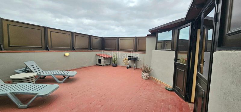 Foto 63220b67-8d9f-4fef-bc79-5636e8a514d9. Àtic a calle envolvente 54 a Cho - Parque de la Reina Arona