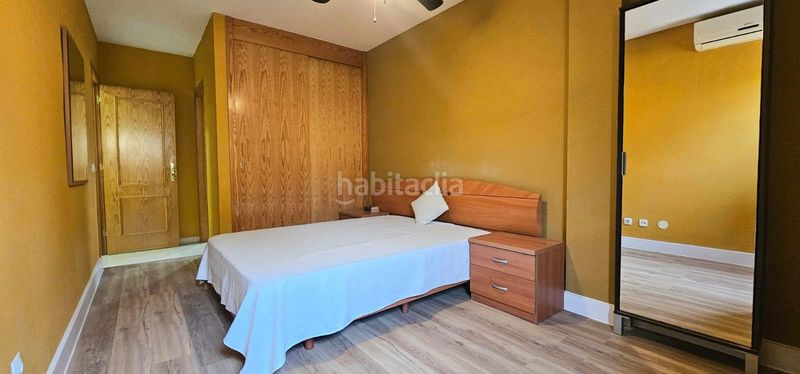 Foto b340acc7-f057-4726-850a-3e4da37ea86e. Àtic a calle envolvente 54 a Cho - Parque de la Reina Arona