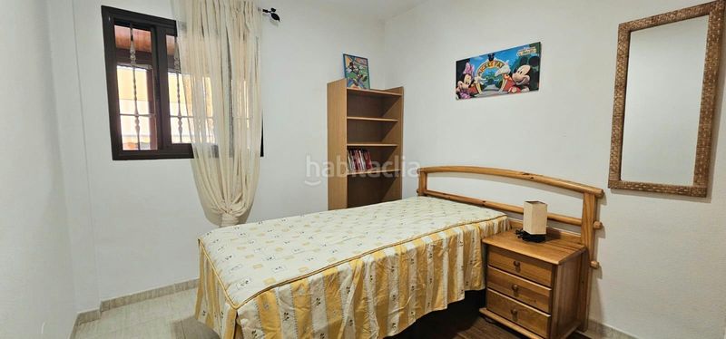 Foto d1f40186-322c-4fcb-a7f1-4084166e9341. Àtic a calle envolvente 54 a Cho - Parque de la Reina Arona