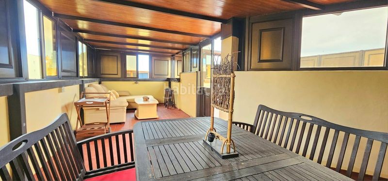 Foto fb789f2a-31a6-4a7d-89ae-39bb4d571a0c. Àtic a calle envolvente 54 a Cho - Parque de la Reina Arona