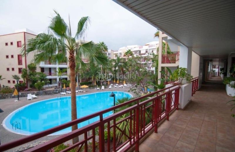 Foto 0a75385c-8c1a-43f7-80aa-4d002c3efa52. Apartament amb aparcament piscina a Palm - Mar Arona