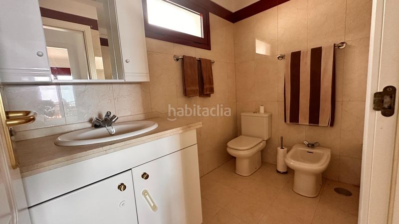 Foto 4ef1b336-010a-4139-b00a-c9b106e10b83. Apartament amb aparcament piscina a Palm - Mar Arona