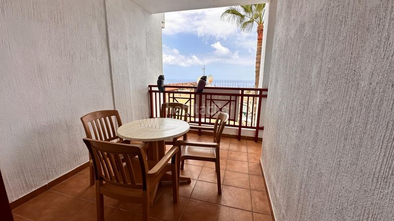 Foto 8f3e0ab3-1628-468e-9ae6-e1ea92b92e34. Apartament amb aparcament piscina a Palm - Mar Arona
