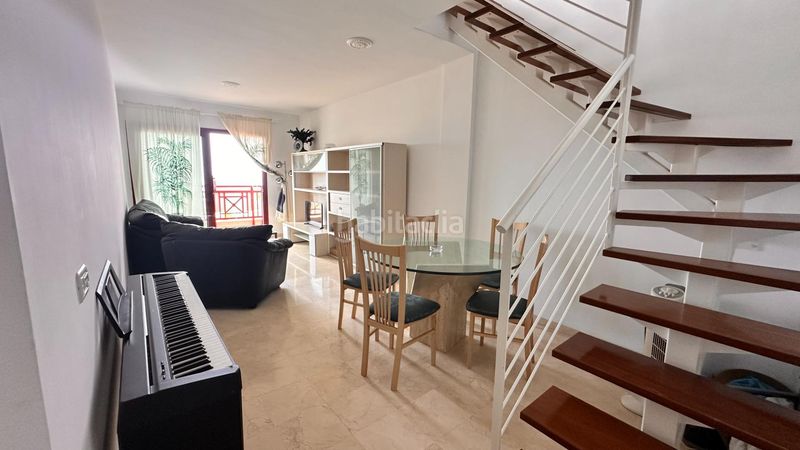 Foto b0d2e8e7-71a6-42e9-9ef1-b35504eab784. Apartament amb aparcament piscina a Palm - Mar Arona