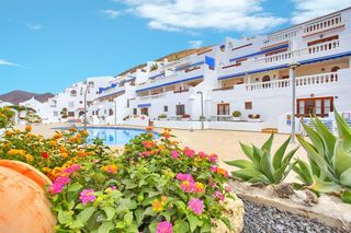 Lloguer Estudi  Calle sierra nevada (oasis sur) 4. Se alquila estudio en port royale, los cristanos