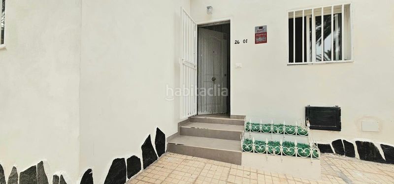 Foto f27c4a96-8cee-49c9-b51c-744dc29dd48f. Apartament amb piscina a Costa del Silencio Arona