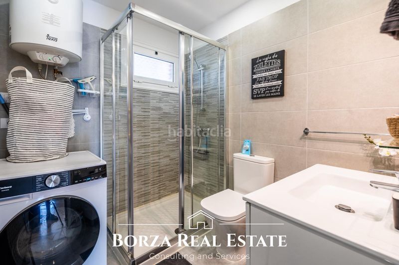 Foto 3d464f96-ab0f-4366-86fd-0795f123dd66. Rent studio in avenida avenida españa 3 in San Eugenio Bajo Adeje