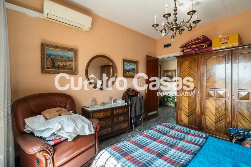 Foto 39d0bc3a-dba0-45f8-a390-be97b47ef209. Penthouse with heating parking in La Nova Esquerra de l´Eixample Barcelona