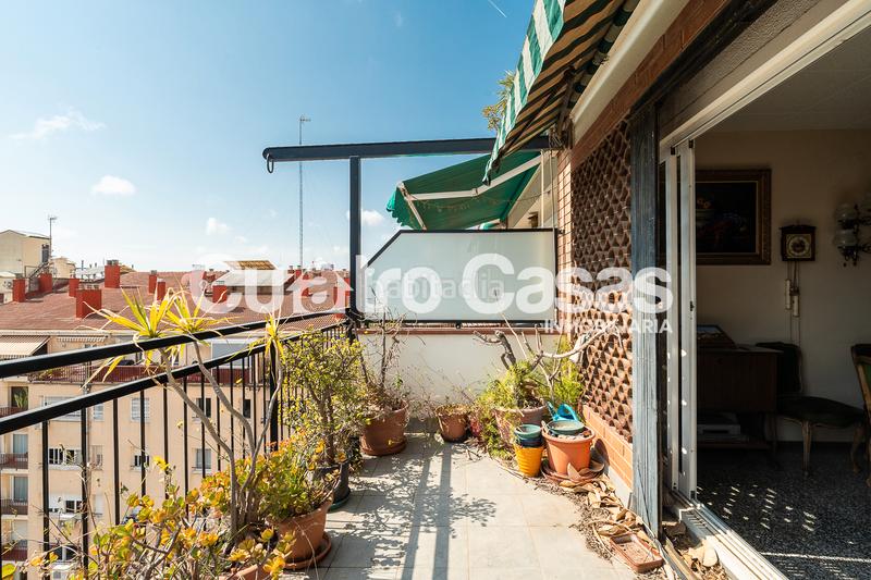 Foto 4661b513-4534-4c29-848e-f3de65b6cb65. Penthouse with heating parking in La Nova Esquerra de l´Eixample Barcelona