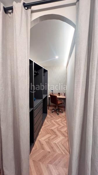 Foto 00125cf9-5a7d-4564-a3ed-fb3147772a0f. Piso en Raval Barcelona