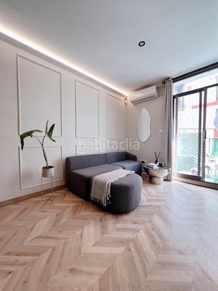 Foto e9f284c4-b89e-4e63-8bd5-44c43ca0d515. Piso en Raval Barcelona