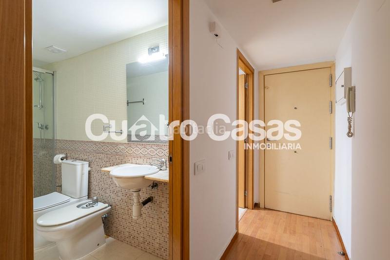 Foto e630edf1-72d0-4a18-93a2-fd9acf2a47aa. Piso en Raval Barcelona