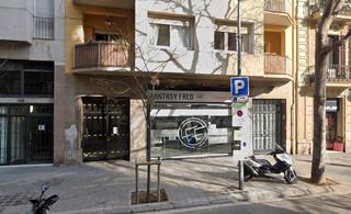 Local Comercial en Calle de Nàpols 144