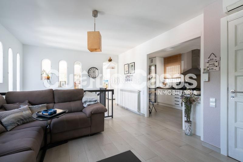 Foto 57970fab-7aa5-457a-8068-21e4bdc2f3f3. Chalet mit pool in Urbanitzacions Argentona