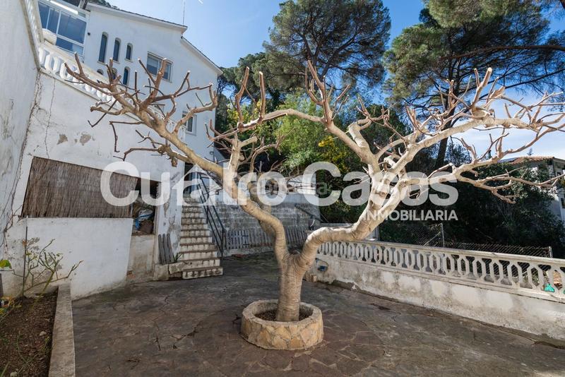 Foto d73a13ad-5b53-4ad2-9689-e86db5aefbb3. Chalet with pool in Urbanitzacions Argentona