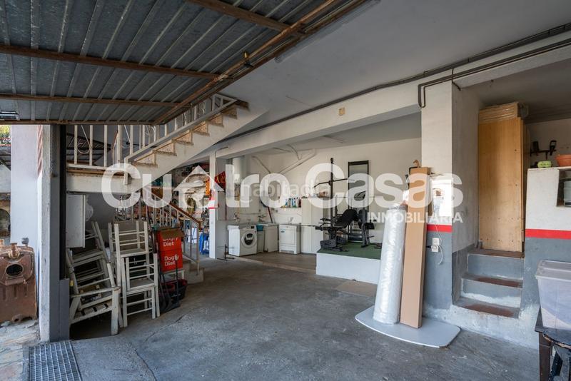 Foto d4faad8d-1b23-42f9-8bc7-8504d1c6e605. Chalet con piscina in Urbanitzacions Argentona