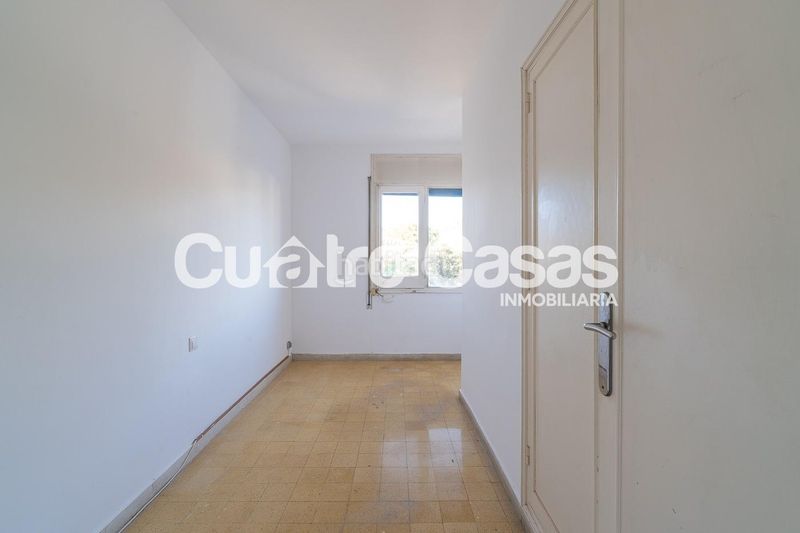 Foto c2dbcb45-1204-4847-9aa9-34f18c4f1a7d. Pis amb aparcament a Sector Est Premià de Mar