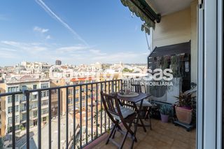 Attique  Carrer de roger de flor