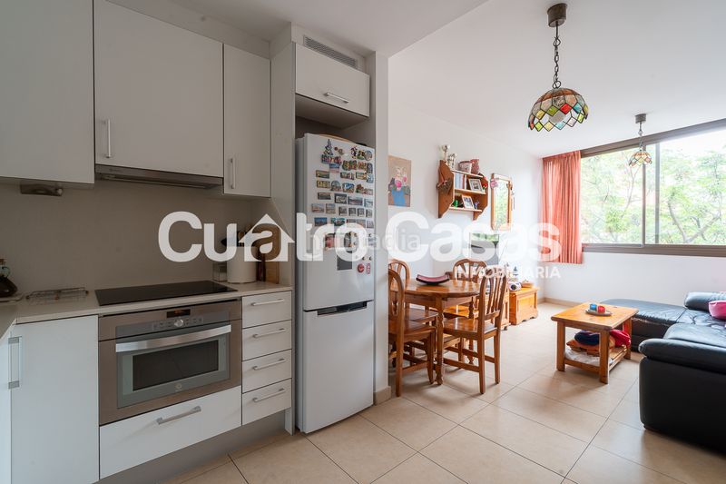 Foto d0fe184d-6759-4431-805e-6ebbb00daa4f. Pis amb calefacció a Sant Andreu de Palomar Barcelona