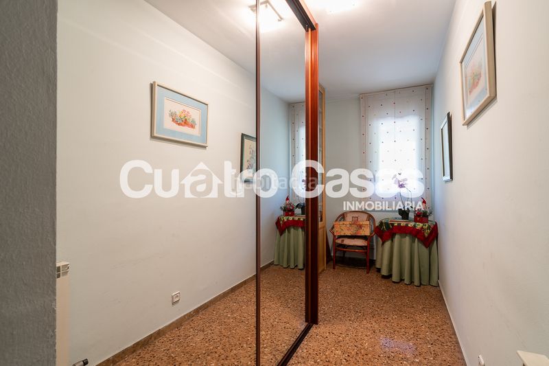 Foto 1ba0bbe5-e3c1-4fbb-899f-3f6055e33210. Pis amb calefacció a Sant Antoni Barcelona