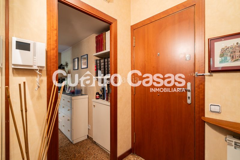 Foto 4f7de7ef-caf7-488c-9ef8-757d6eaf25d7. Pis amb calefacció a Sant Antoni Barcelona