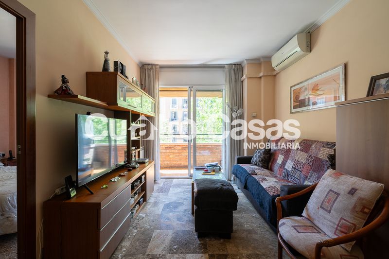 Foto e54b6828-e9bd-4a52-8234-c6b28b23a1ba. Pis amb calefacció a Sant Antoni Barcelona