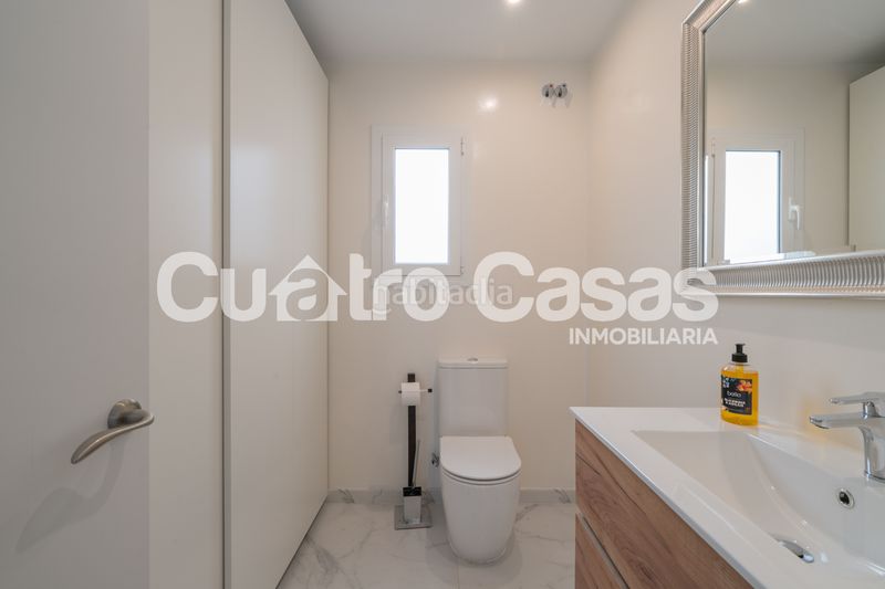 Foto 2a48ac02-1ae0-4fd0-b85d-f1d7da19c50e. Àtic a Dreta de l´Eixample Barcelona