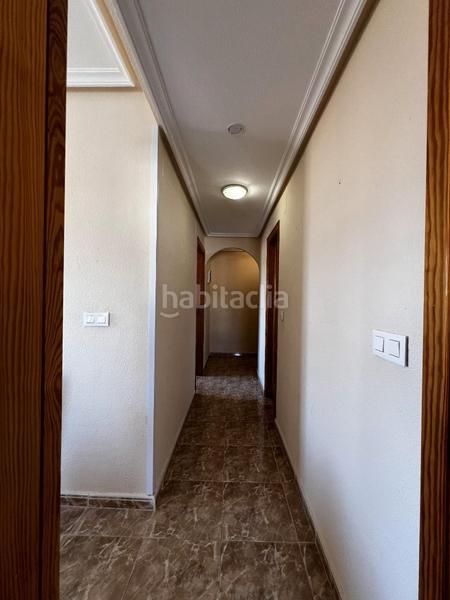 Foto c890155e-fbdc-4eae-813e-6f899e0be52a. Piso en calle maestro francisco casanovas 7 en Antonio Machado Torrevieja