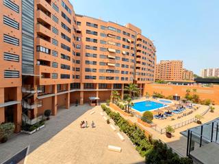 Appartement  Avenida pintor xavier soler. Piso en urbanización de la zona de gran via totalmente reformado