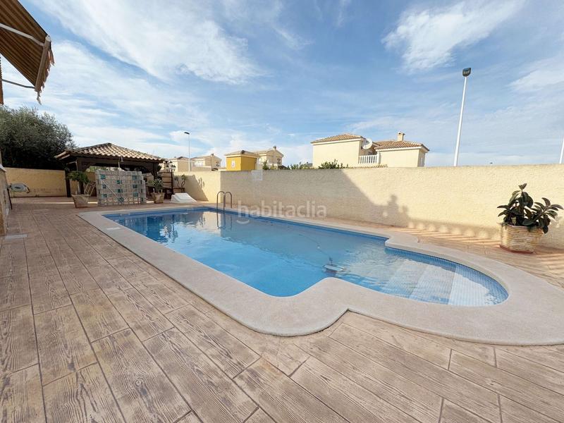 Foto 0829f221-71c4-4aa4-a4b3-acf9c578b73c. Chalet mit pool in Monte y Mar Santa Pola