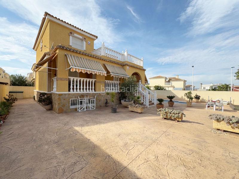 Foto 9f1875dc-0df9-468b-a6d1-4eff97142fc2. Chalet mit pool in Monte y Mar Santa Pola