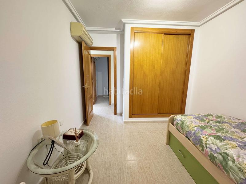 Foto f4fc16e6-cec1-43a6-8894-06e8a8c31173. Chalet mit pool in Monte y Mar Santa Pola
