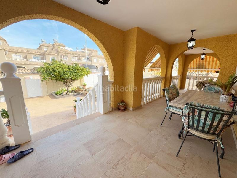 Foto 0ac5c603-e624-4a86-9ce6-82c096dea5b0. Chalet en Monte y Mar Santa Pola