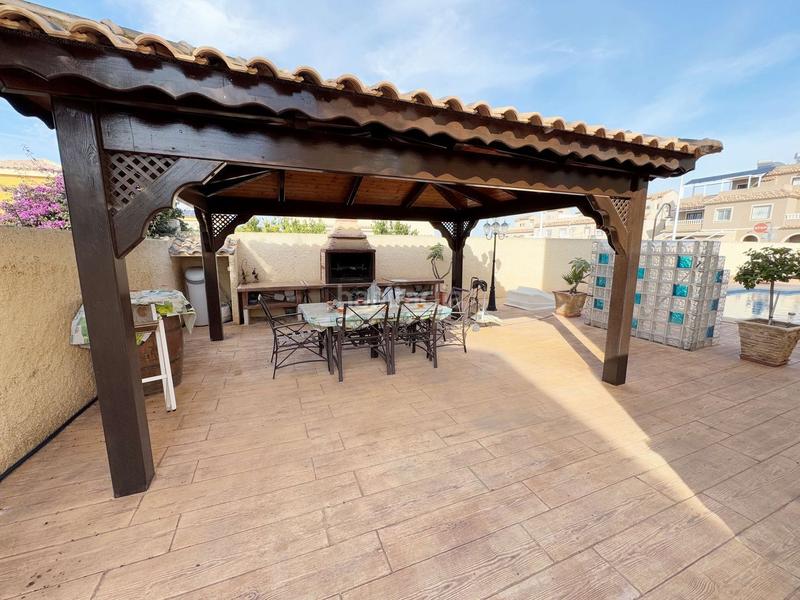 Foto 3e2b5664-90be-4973-8317-cc98c56491e7. Chalet en Monte y Mar Santa Pola