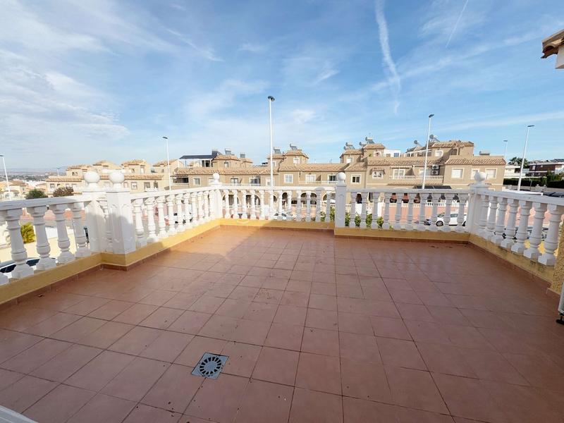 Foto 6750d9be-45da-4288-8123-a3e36e402a13. Chalet en Monte y Mar Santa Pola