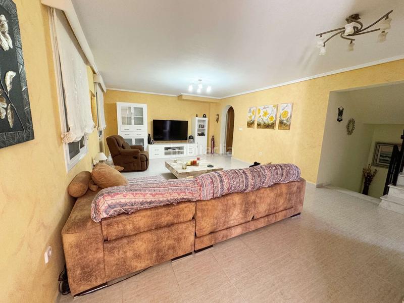 Foto a17a7e01-6107-41b4-9586-57772623990a. Chalet en Monte y Mar Santa Pola